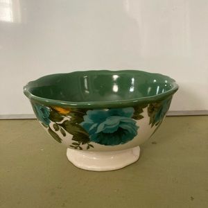 Pioneer Woman Small Bowl